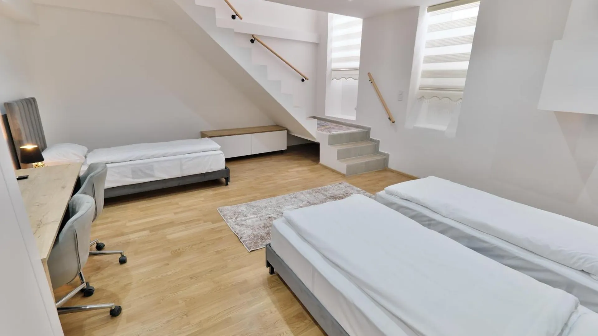 Vienna Lotus Apartments