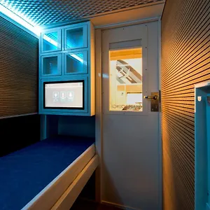 Resting Pods - Zzzleepandgo Wien Airport Kapslový hotel