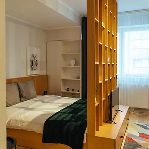 Cosy - Amazing Location - Old Town Bucarest
