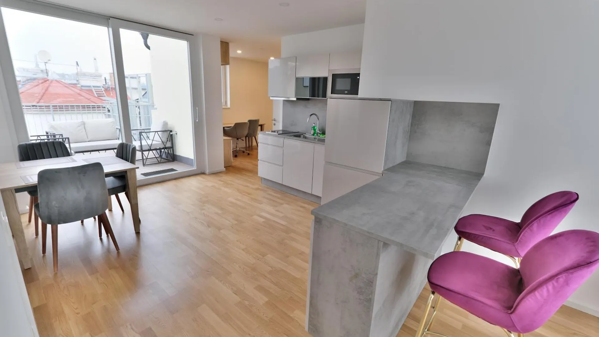 Vienna Lotus Apartments