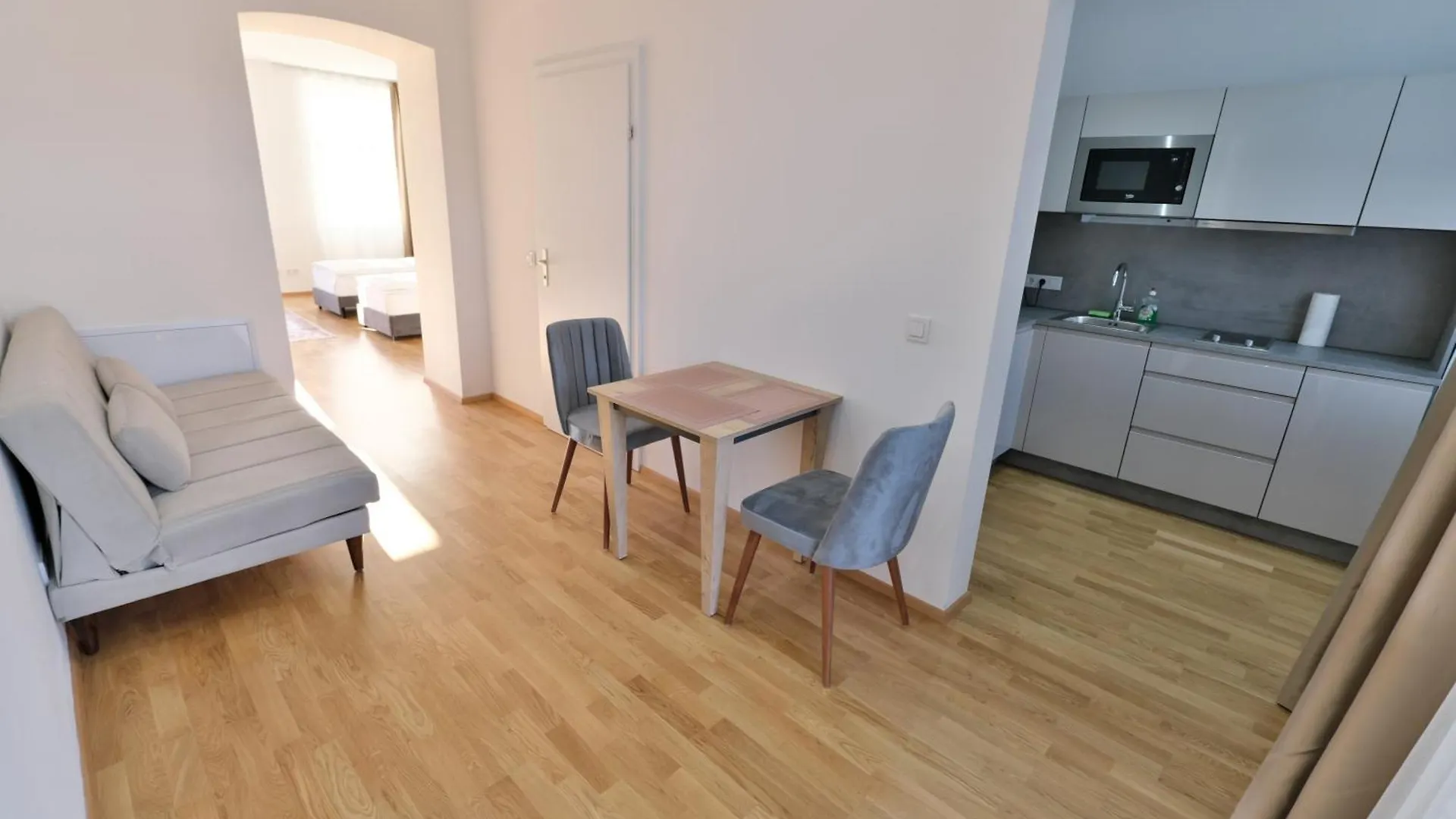 Vienna Lotus Apartments