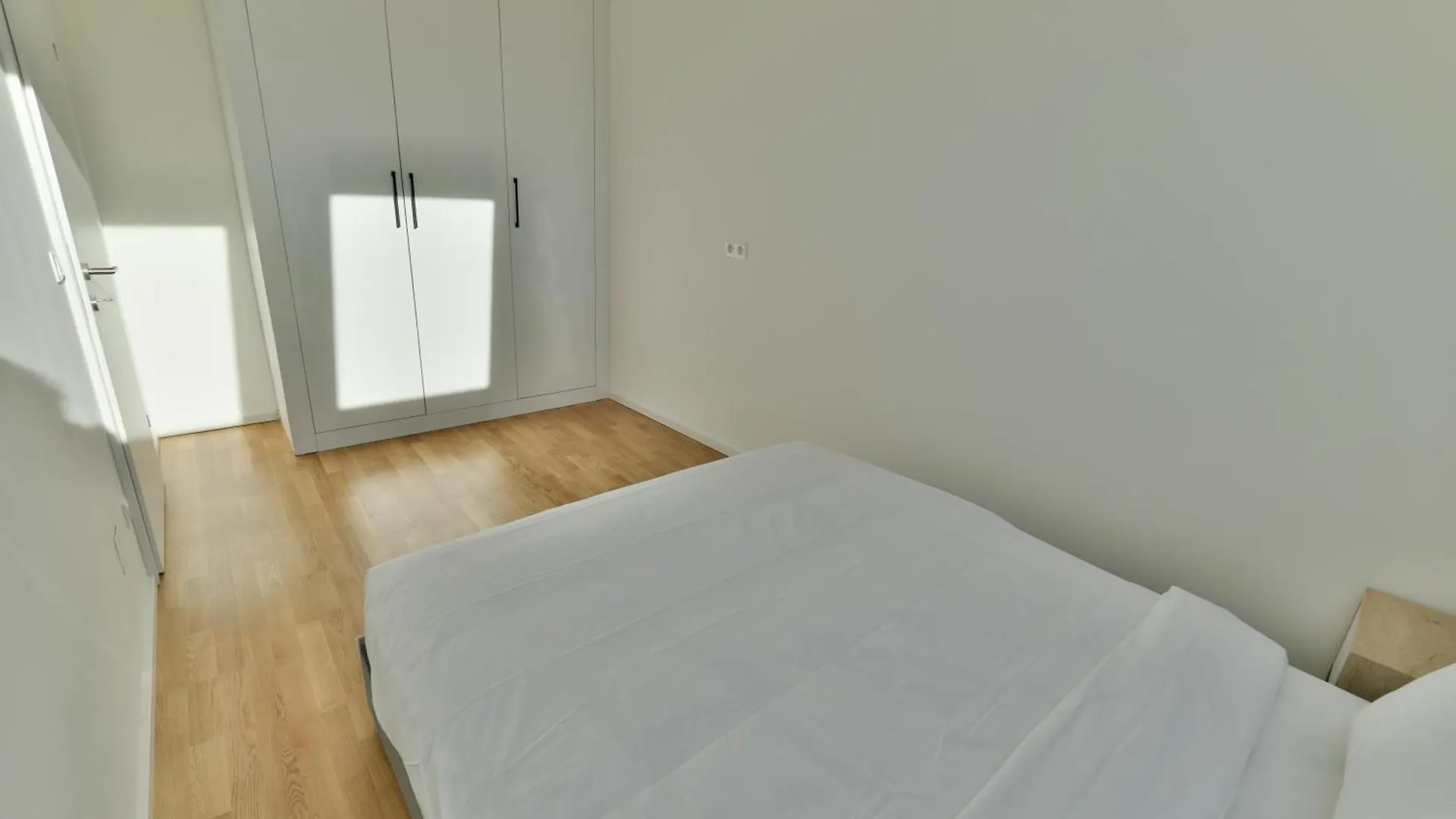 Vienna Lotus Apartments