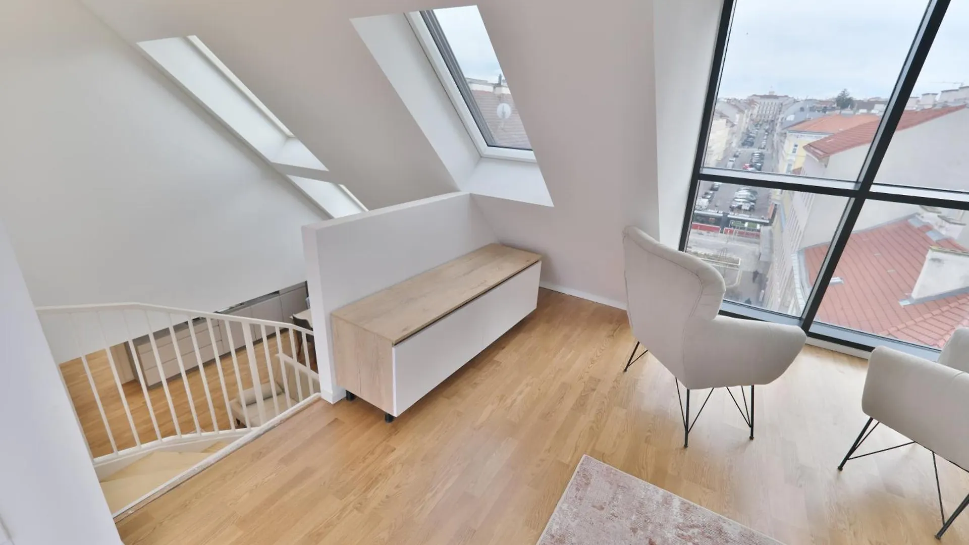 Vienna Lotus Apartments